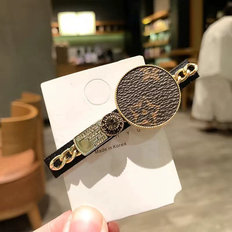 Канель-стиль заколка для волос набор с жемчужинами в духе Chanel и акцентами в виде маленького медвежонка, различные цвета