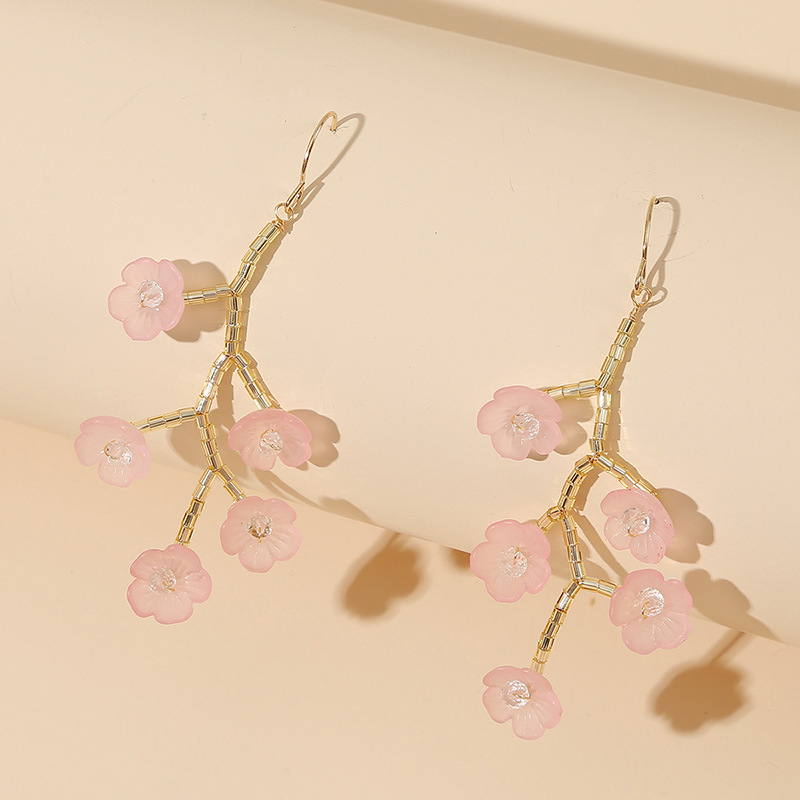 Korean  Long Hand-made Imitation Shell Tree Branch Flower Earrings New Trend Woven Crystal Earrings Jewelry Wholesale Nihaojewelry display picture 3