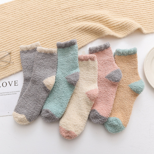 Autumn and winter color-blocked coral velvet sleep socks thickened warm mid-tube home confinement socks simple floor socks for women