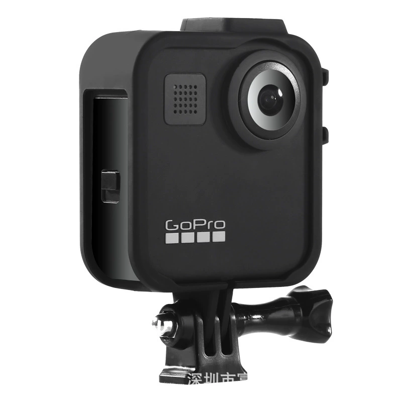 [Корпус камеры GoPro MAX, пластиковый защитный каркас, клетка для собаки, защитная крышка, основание и винты]