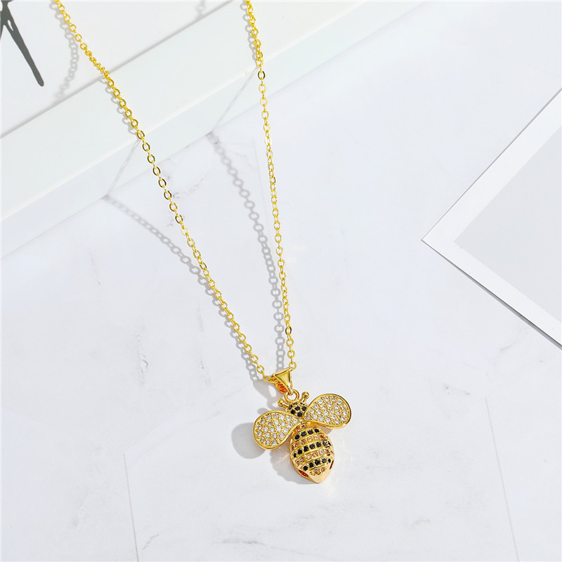 Korean Trendy Cute Personality Colorful Crystals Zircon Bee Pendant Necklace Clavicle Chain Safety Chain Female Cross-border Sold Jewelry display picture 7