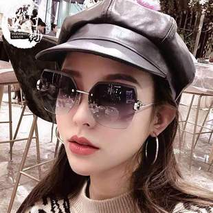 New Fashion Trimmed Frameless Sunglasses Women's Diamond-encrusted Internet-famous Sunglasses Shake Tone Cross-border Trendy Street Beat Glasses