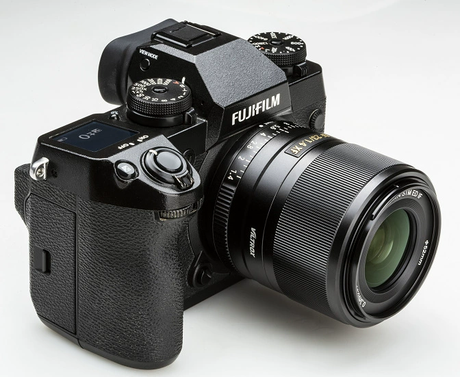 Объектив Wei Zhuoshi для камер Fujifilm 23mm F1.4 STM XF — фикс, портретный автофокус, большая диафрагма