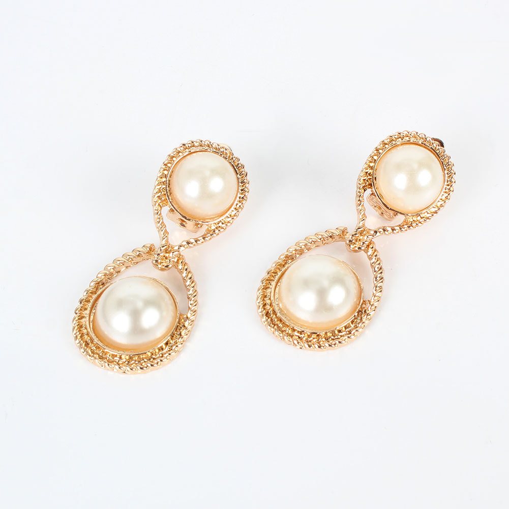 Alloy Imitation Pearl Drop-shaped  Style Sweet Earrings Wholesale Nihaojewely display picture 3