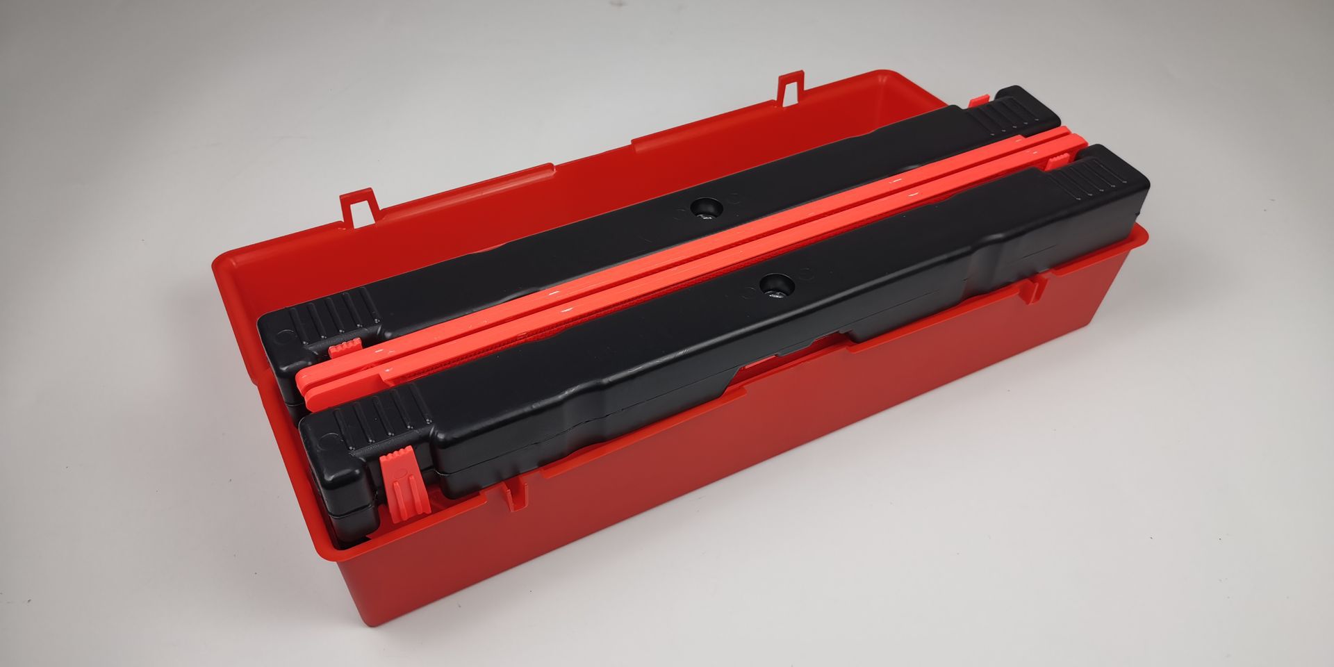 B9BAC2B593FDEC2EA967B41CD98048