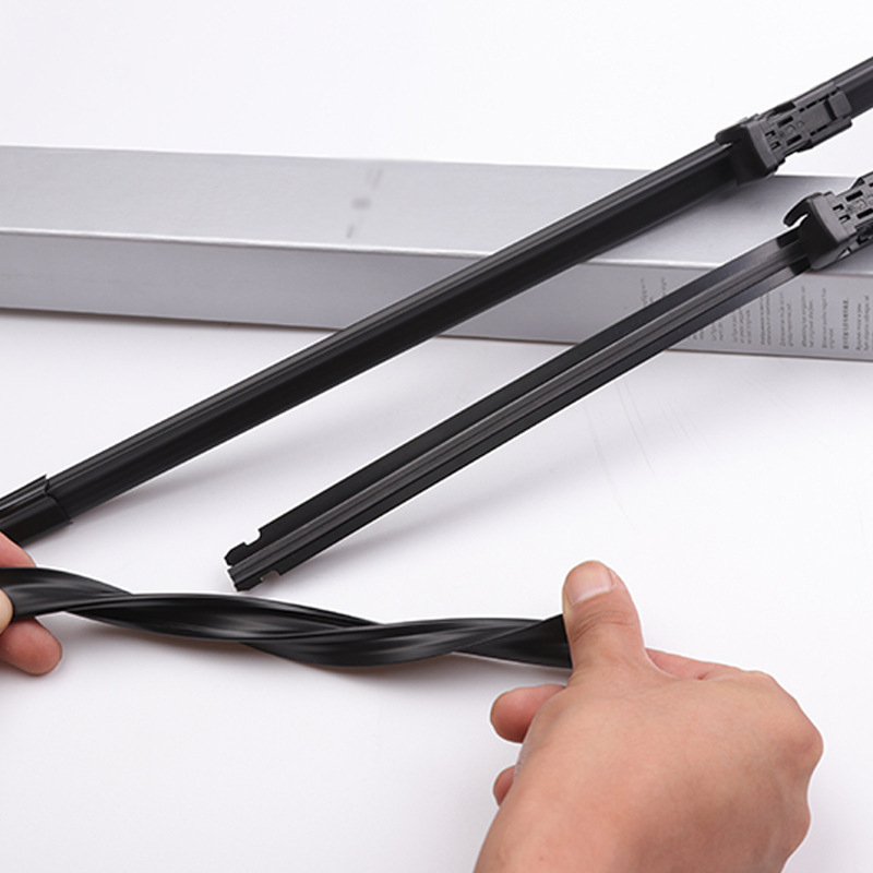 14380862348_1709862038