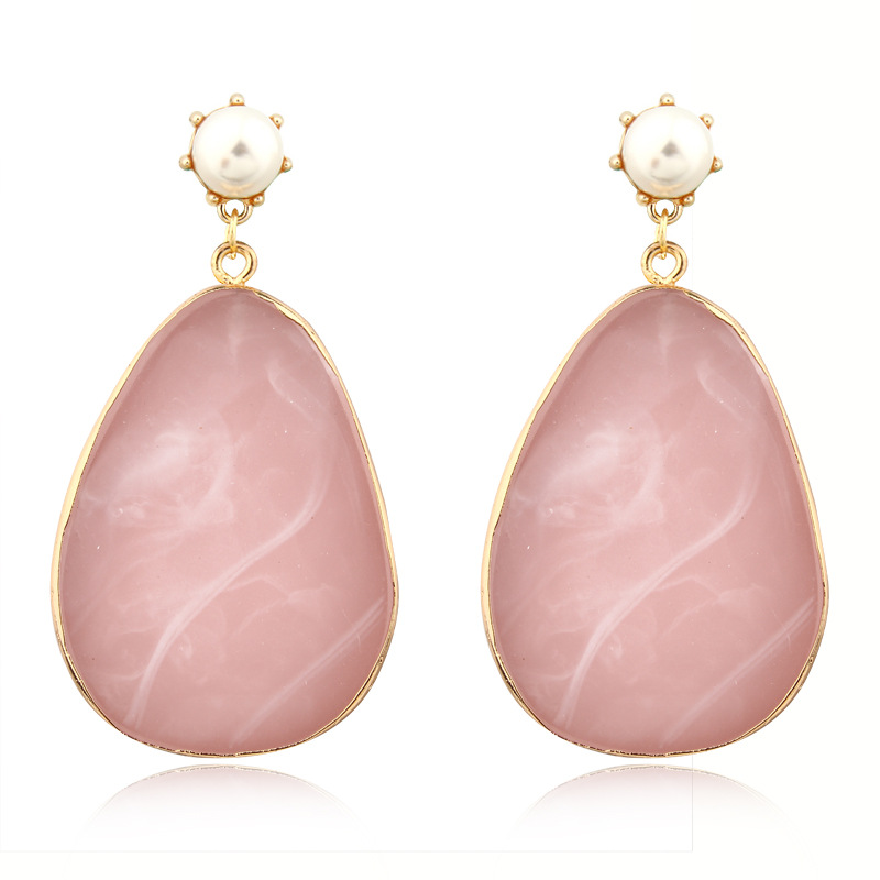 New Fashion Simple  Exaggerated Pearl Imitation Powder Spar Earrings Imitation Agate Piece Earrings Nihaojewelry Wholesale display picture 1