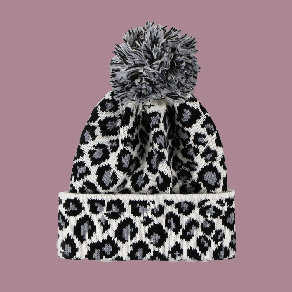 Otoño E Invierno Bola De Piel Caliente Sombrero Femenino De Punto Con Estampado De Leopardo Sombrero De Moda Coreana-muestra De La Cara De La Pequeña Pareja De Lana Gorra Todo A Juego display picture 5