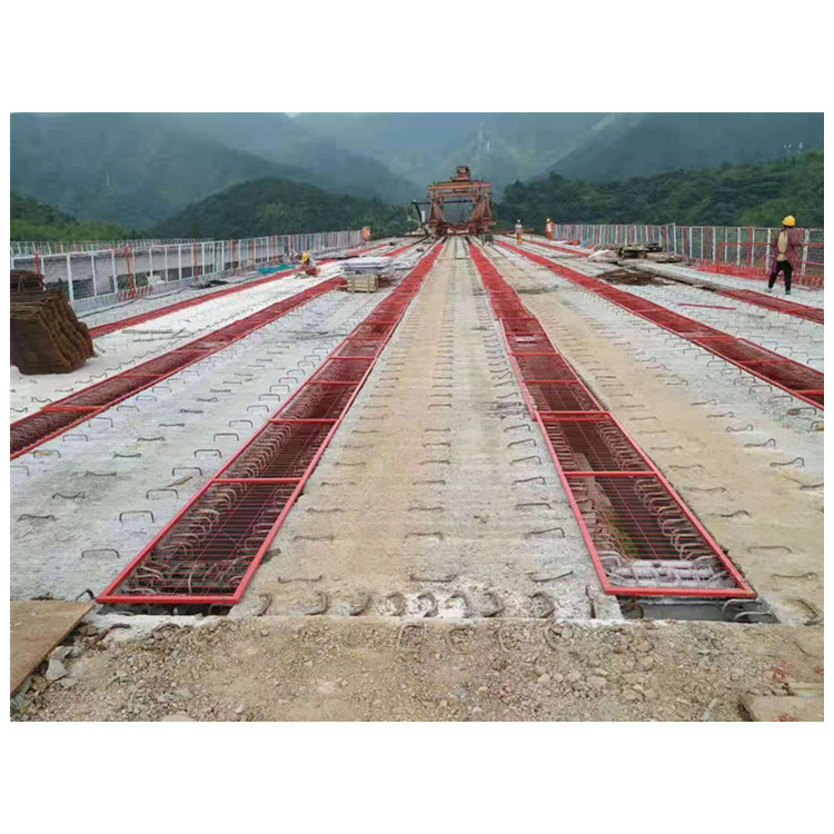 桥梁湿接缝盖板 踩踏承重盖板拼接金属盖板桥面湿接缝脚踏板厂家