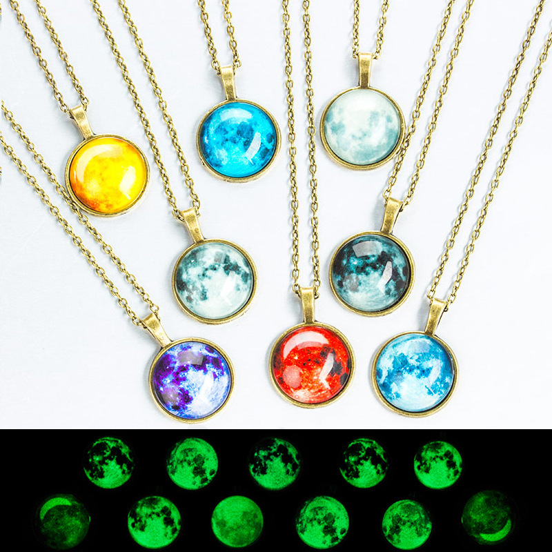 Nihaojewelry Universe Starry Sky Gem Luminous Pendant Necklace Wholesale Jewelry display picture 9