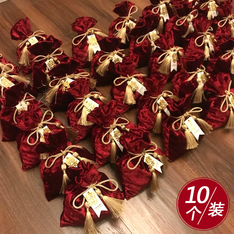 10个装高端婚礼丝绒喜糖袋网红结婚喜糖盒子满月糖果绒布袋糖盒
