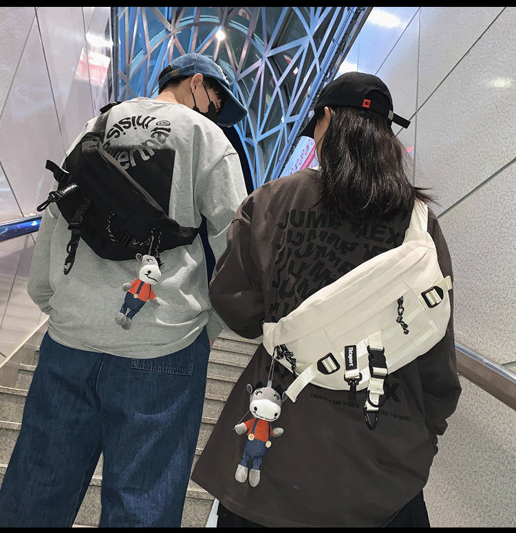 Bolso De Pecho Japonés Harajuku Negro Para Ropa De Trabajo Para Hombre Coreano Ins Retro Street Trendy Match Girl's Crossbody Bolsa De Cintura Para Estudiante display picture 8