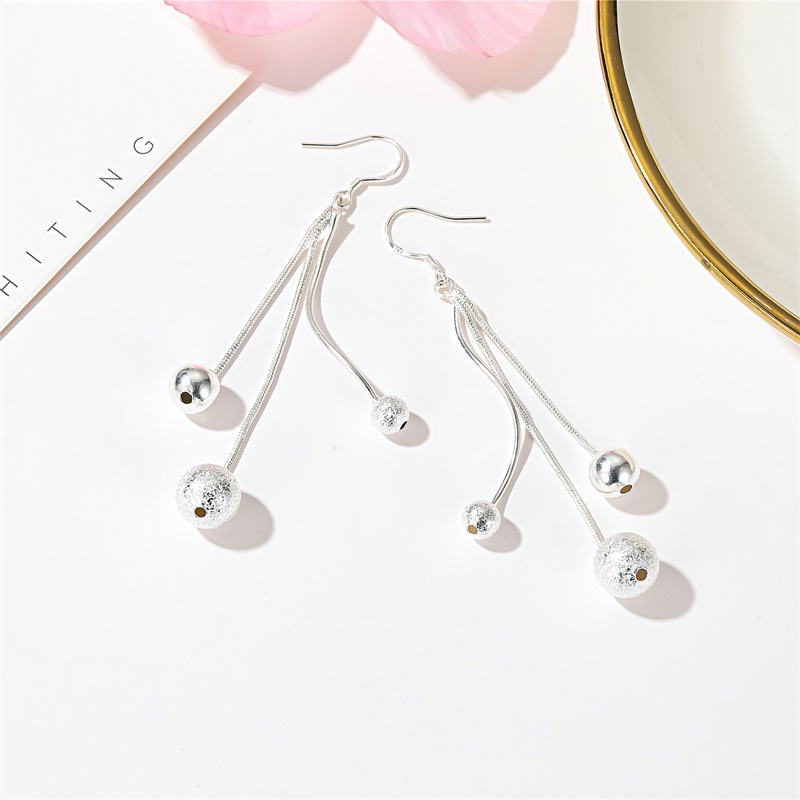 New Fashion Tassel Transfer Bead Earrings Long Frosted Bead Earrings Wholesale display picture 3