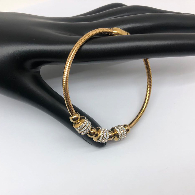 Daily Occasion Fashion Solid Color Stainless Steel Inlay Rhinestones Bangle 1 Piece