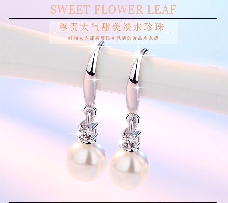 Korean Zircon Pearl Silver Earrings Wholesale display picture 7