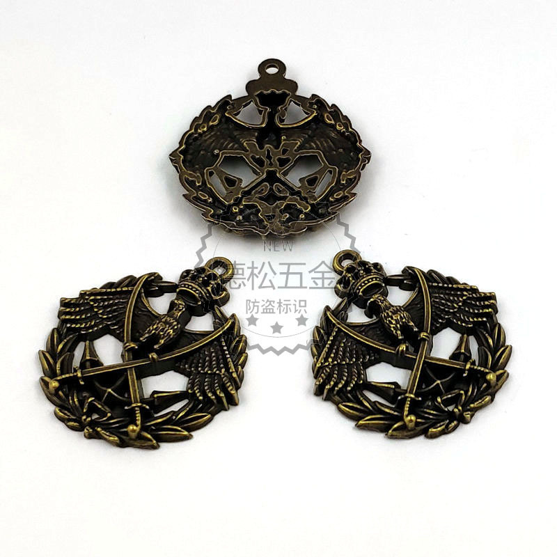 复古颜色定 制金属标牌时尚高级感吊牌挂牌五金装饰牌子手链装饰