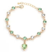 新款爱心金色手链 个性魅力灵动吊坠爱心水晶女款银饰手链