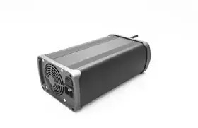 900Wϵ�г���� ��늉�127.2V7.�U�� 58.4v15a �늳س����