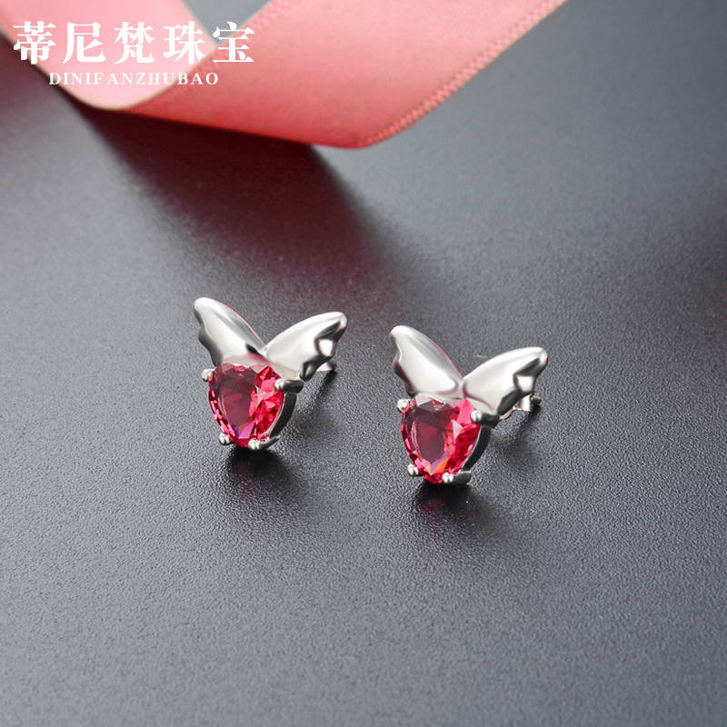 Mariposa con incrustaciones de circonio s925 pendientes de plata estilo coreano fresco simple pendientes encantadores de las mujeres en línea joyería popular