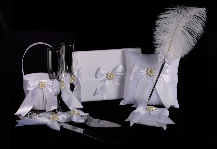 Wedding products: Western-style creative wedding flower basket rings, pillowcase set, sign-in book, sign-in pen, wine glass, knife and spatula, 6-piece set of wedding supplies detail image 2