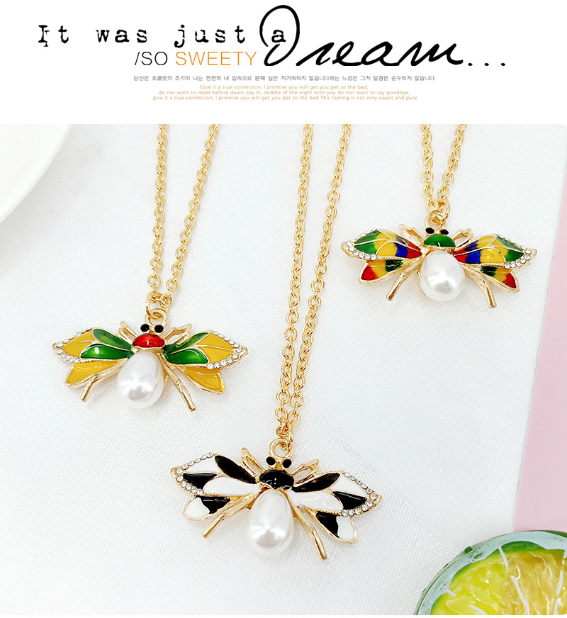 New Fashion Simple Alloy Painting Oil Bee Pearl Rhinestone Insect Shape Necklace Pendant display picture 6