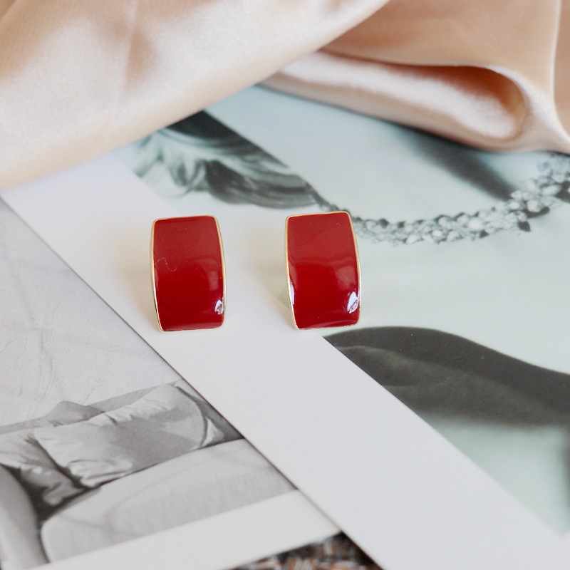 Red Curved Rectangle Earrings display picture 13