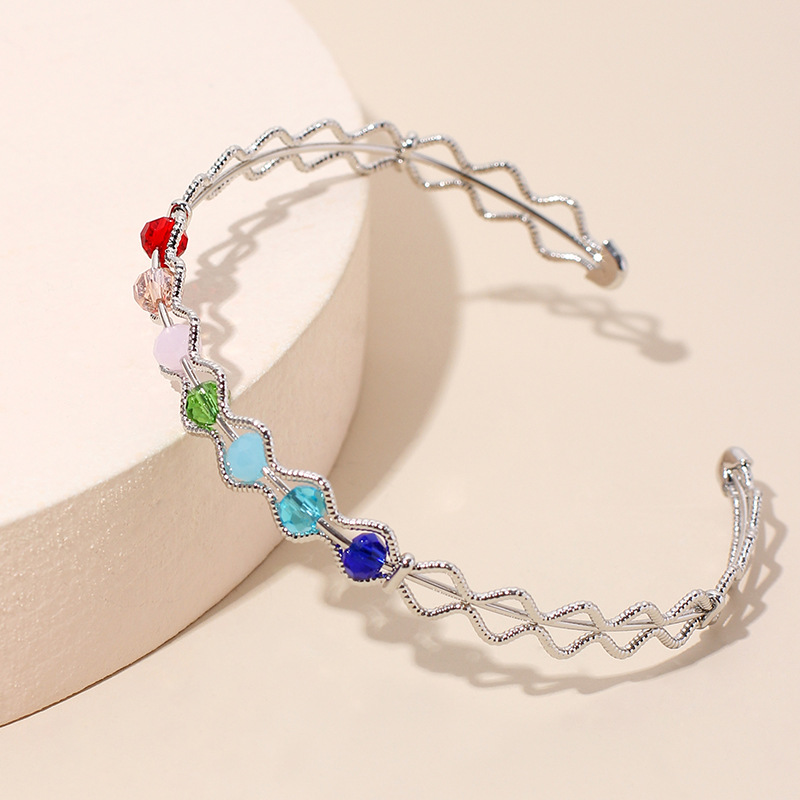 5g Weight Housewarming, Anniversary, Business, Wedding, Travel, Birthday, Festival Occasion Women'S Gender Gold, Silver Color Colored Crystal Bead Gold Open Bracelet New Hollow Adjustable Bracelet Wholesale Nihaojewelry 7