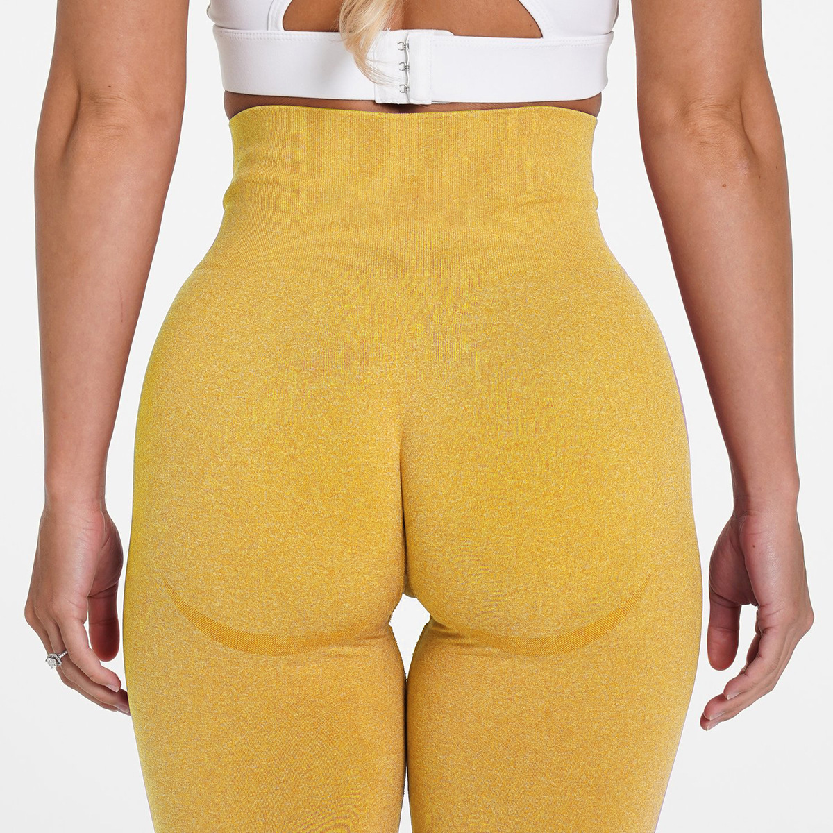 Seamless Breathable Quick-Drying High-Waist Elastic Hip-Lifting Yoga Pants NSNS10705