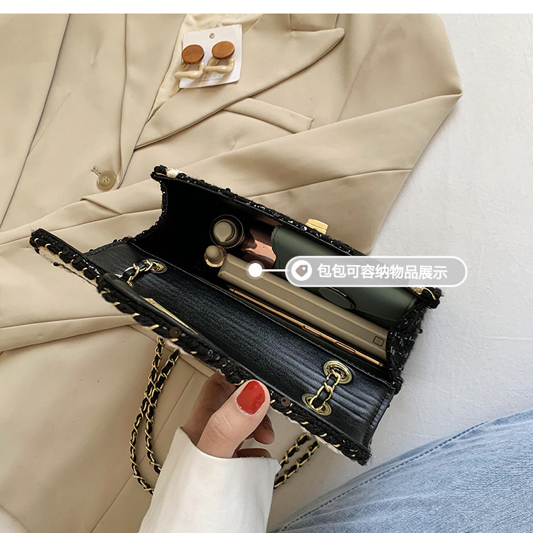 Hot Selling Fashion Messenger Bag One-shoulder Small Square Bag display picture 13