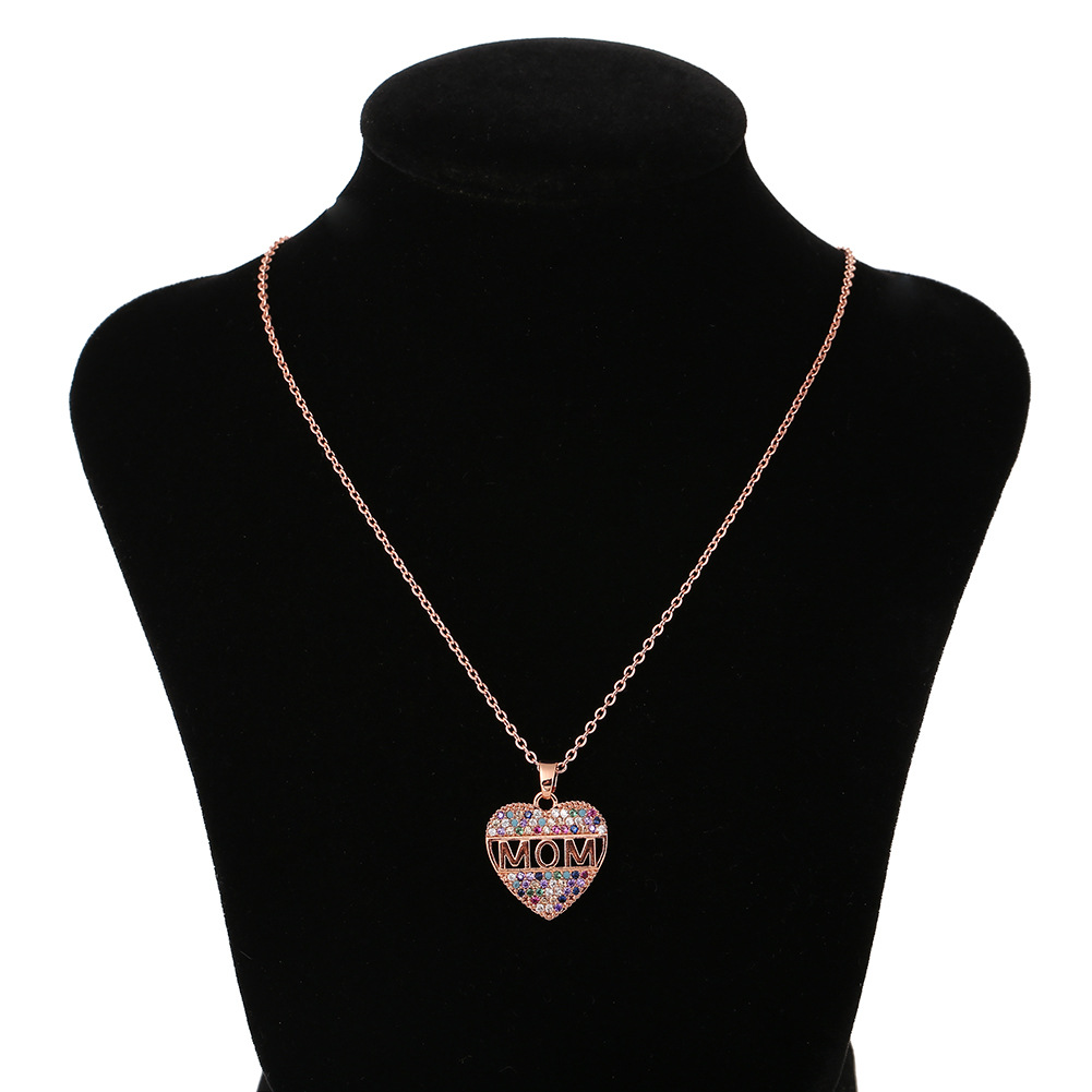 Fashion Heart-shape Copper Inlaid Zircon Necklace Wholesale display picture 7