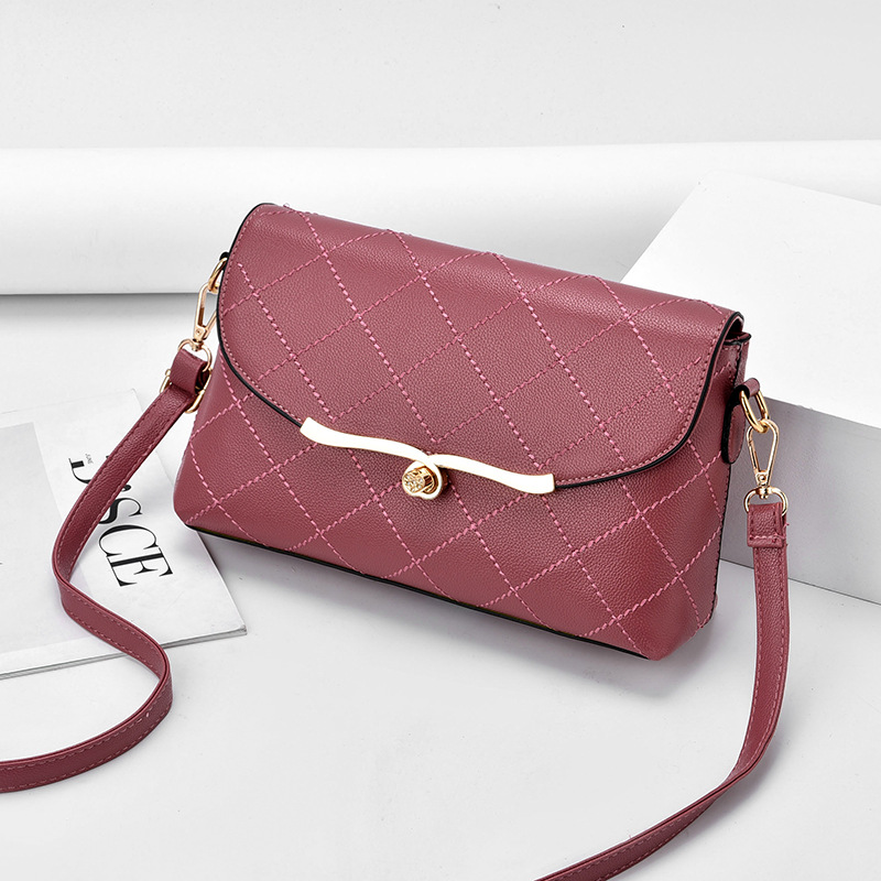 2023 New Women's Bag Women's Small Bag Soft Leather Crossbody Gift Mom Fashion 2022 New Middle Age Summer Lingge Small Bag Tide_voghion.com