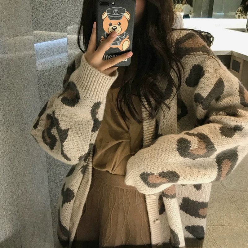 Вязаный oversized кардиган с V‑образным вырезом, полусезон леопардовый принт, единый размер