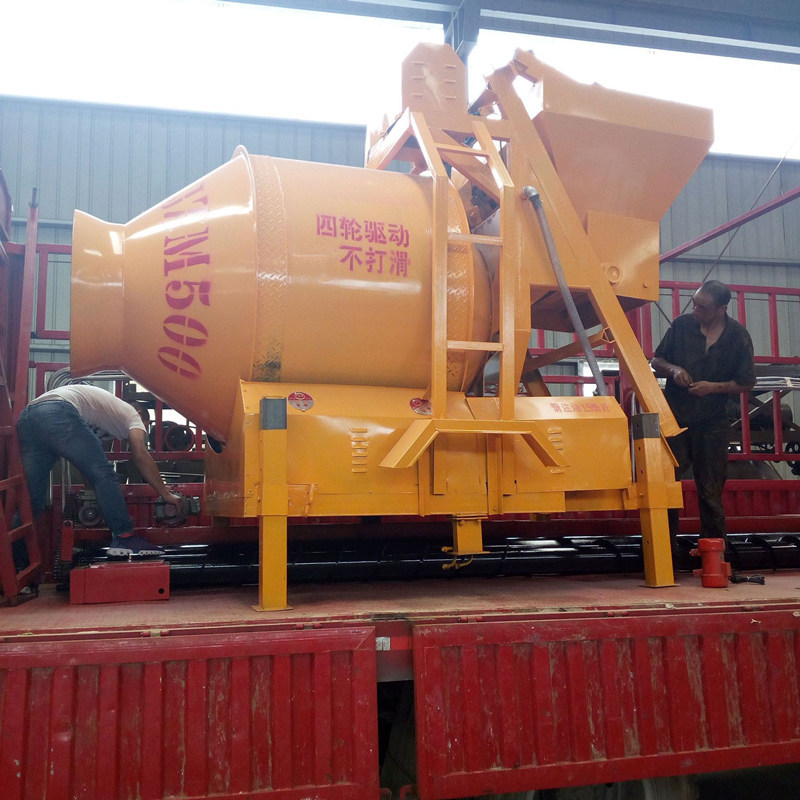 10306859656_551438394