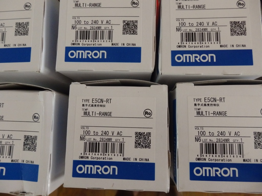日本欧姆龙OMRON传感器E5CN-RT  AC100-240