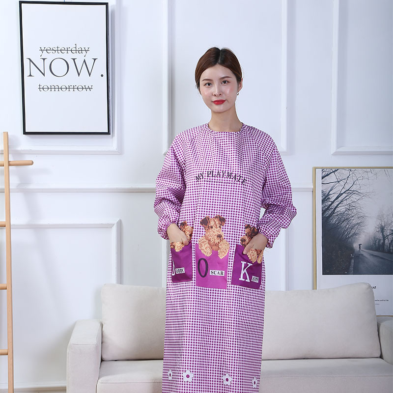 블러드 그린 긴 세 마리 개