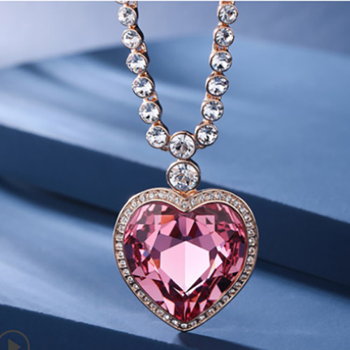 ŷ��ʱ����ɫ���亣��֮������Ů  �µ���ˮ�����ε�׹ 400705