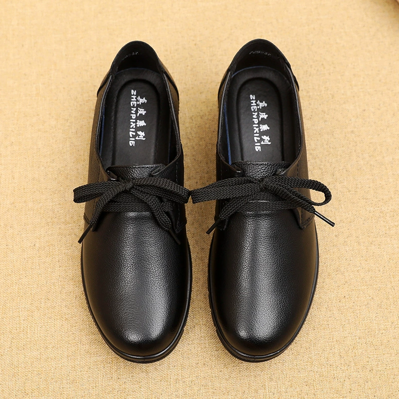 Новая кожаная обувь для мам, Брендовая женская обувь, мягкая подошва, нескользящая обувь для матерей среднего возраста, прямая оптовая продажа с фабрики