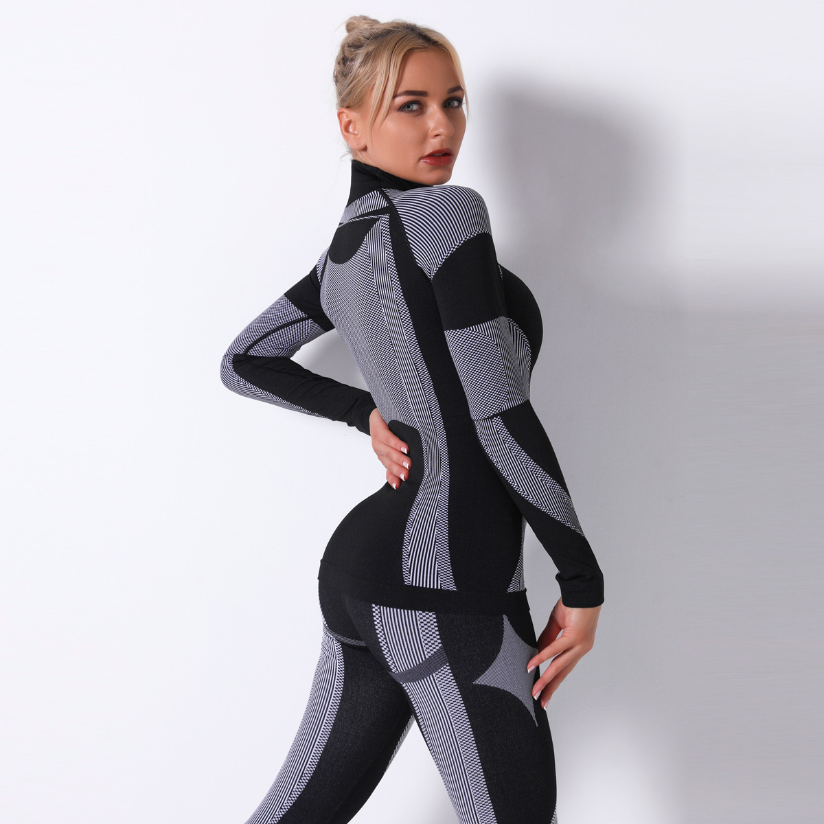 Liquidación: Top de yoga sexy de punto sin costuras, estilo europeo y americano, con rayas, de secado rápido, manga larga, para deportes, running y fitness.
