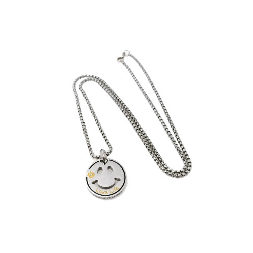 钛钢饰品笑脸项链男潮牌微笑幸运韩版嘻哈吊坠情侣简约钛钢毛衣链