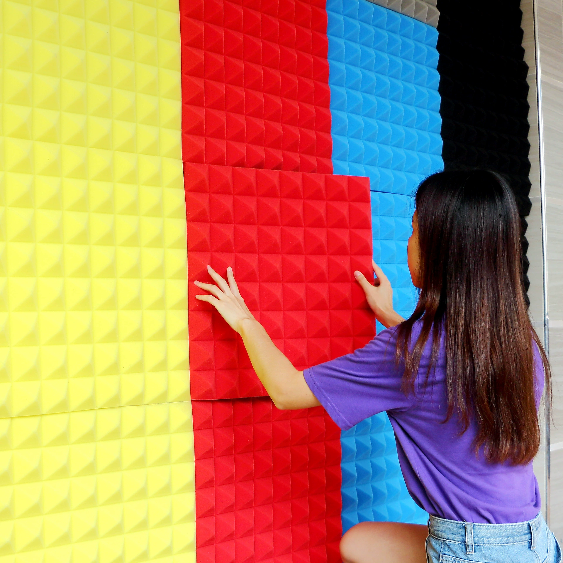 Self-adhesive pyramid, material indoor, handmade, direct factory sales