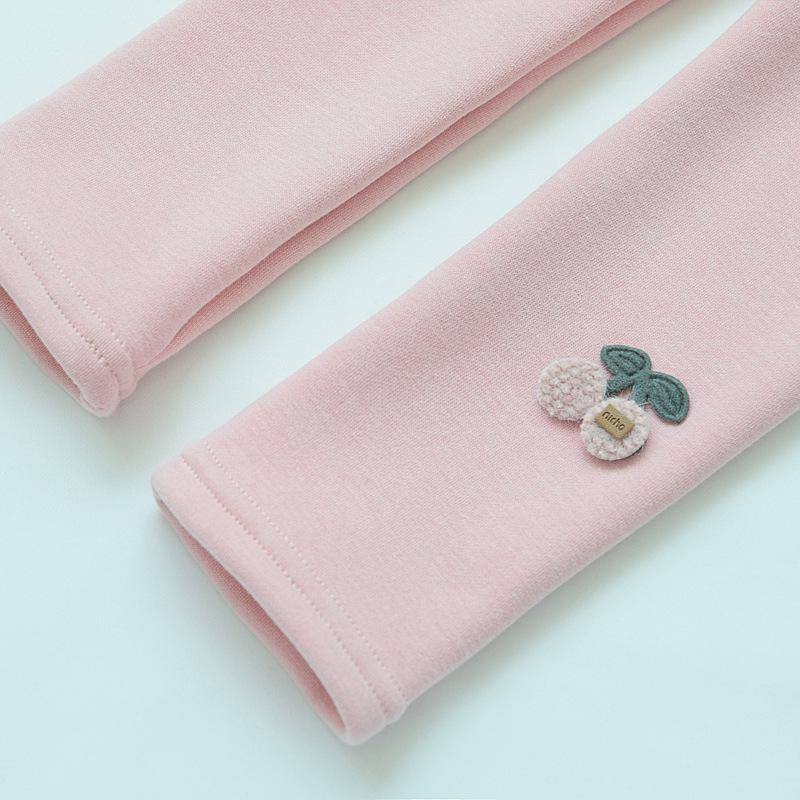 Polainas de las niñas forradas de lana engrosada primavera y otoño desgaste exterior 2022 invierno Nuevo bebé cálido pantalones de algodón pantalones de estilo occidental de los niños