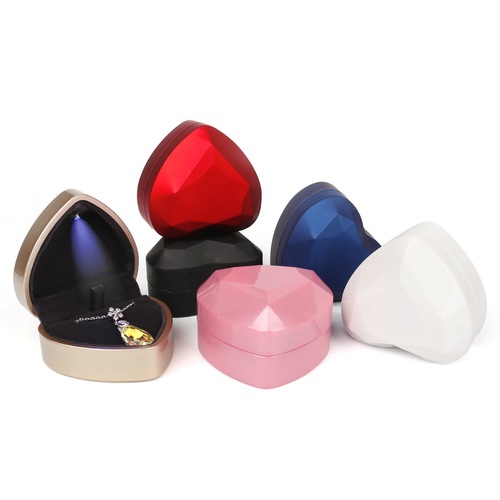 LED light heart-shaped box, jewelry box, ring box, pendant necklace packaging box, confession, wedding box wholesale