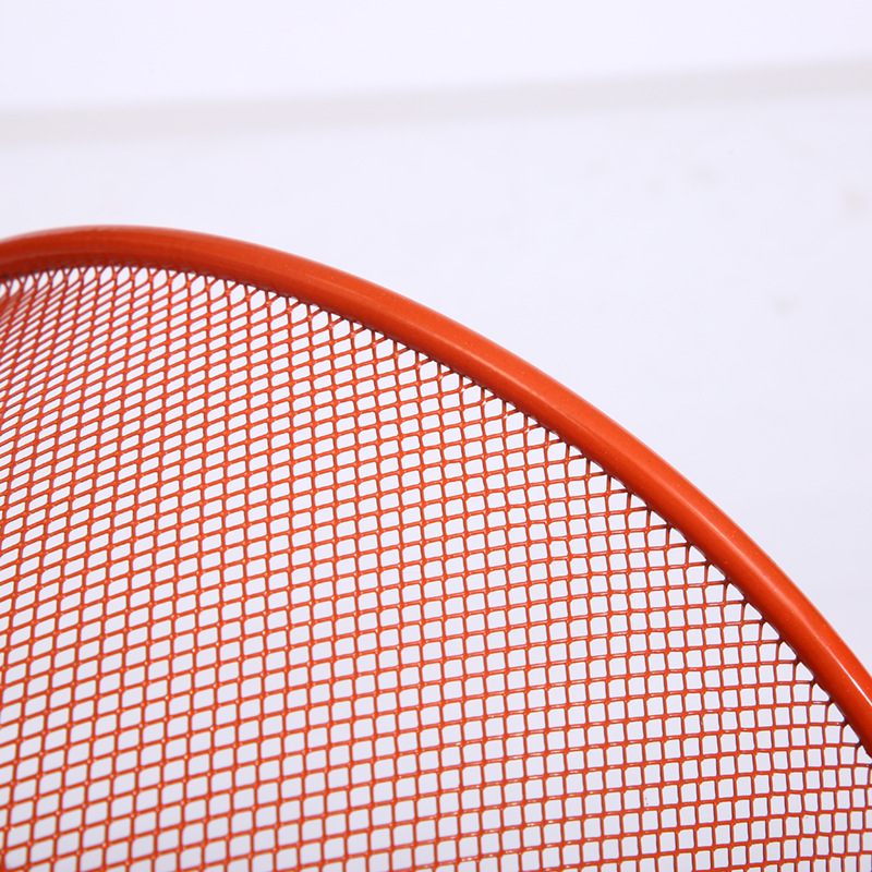 Cubo de basura creativo con patrón de rejilla, nuevo y popular, papelera hueca, para hogar/oficina, papelera de metal multipropósito