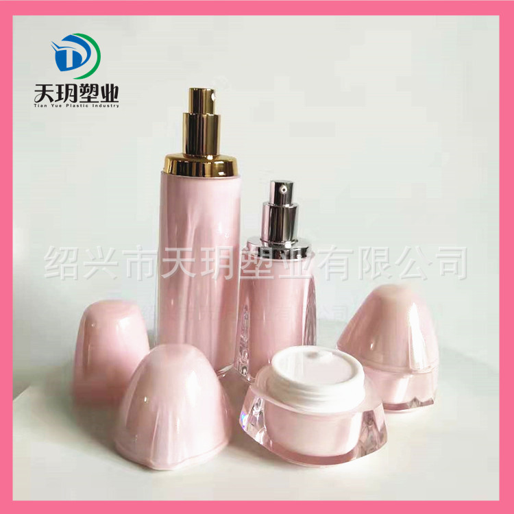 龙飞船亚克力航天船异形瓶 水乳霜三角纯露高档喷雾化妆瓶 可量订