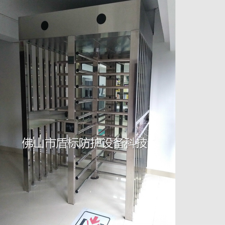 看守所人行道全封闭式转闸单通道进出手推旋转栅栏闸机多功能转閘