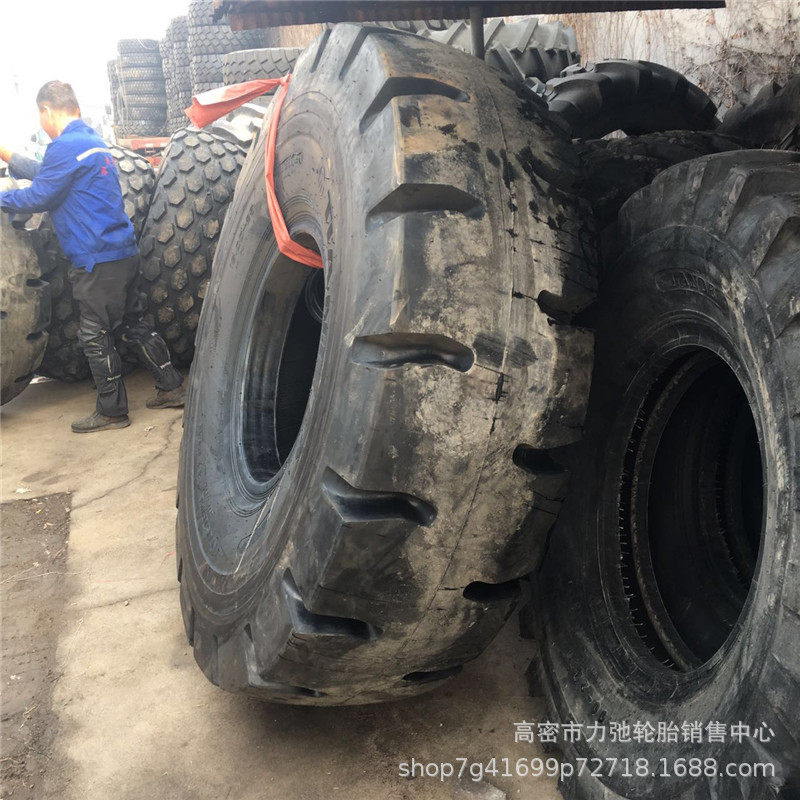1800R25工程轮胎钢丝胎起重机矿山轮胎花纹加深防扎现货1800r25