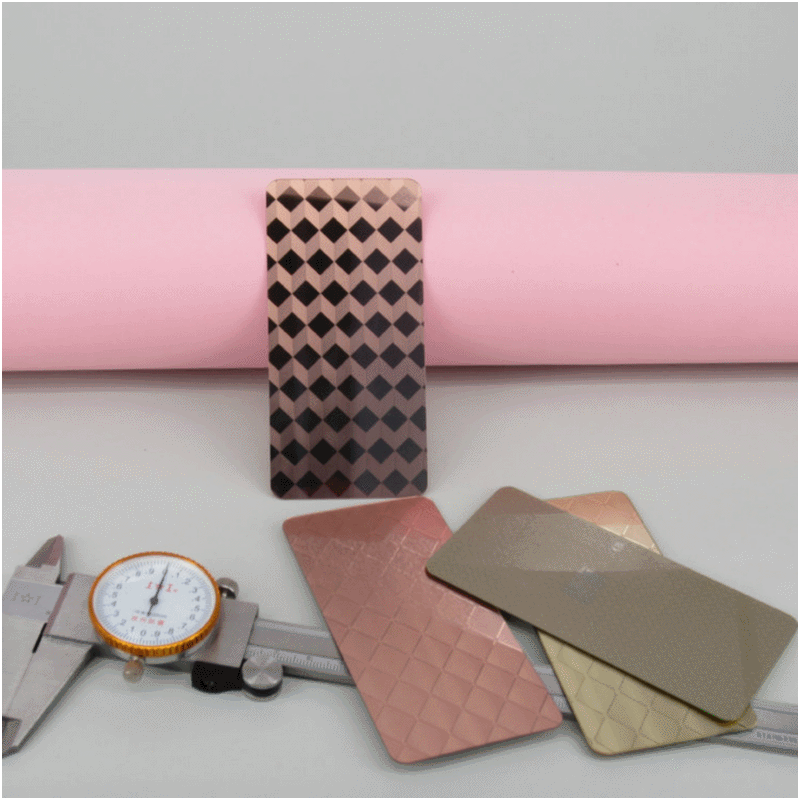 深圳厂家供应雾化器亚克力镜片丝印PC镜片切割丝印亚克力镜片定制