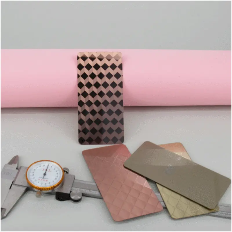 深圳厂家供应雾化器亚克力镜片丝印PC镜片切割丝印亚克力镜片定制