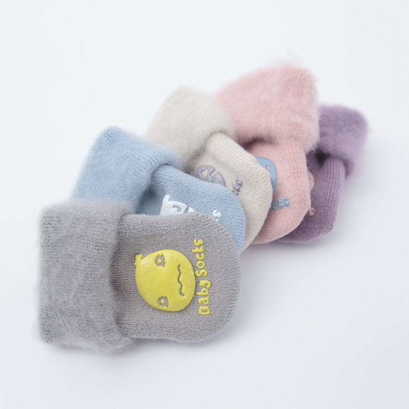 20 años nuevos calcetines para bebés Otoño e Invierno engrosados forrados con forro polar calcetines cálidos para bebés Calcetines antideslizantes para niños pequeños