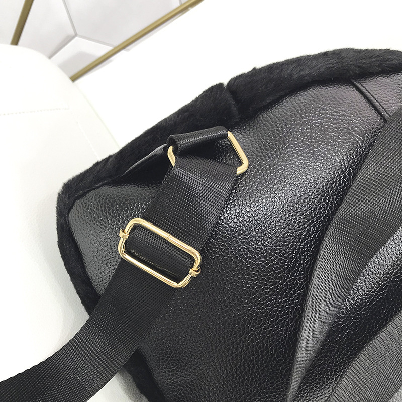 Mochila de moda para mujer de otoño e invierno con elegantes orejas de conejo, mochila escolar para estudiantes, suministro directo de fábrica, estilo nacional artístico.